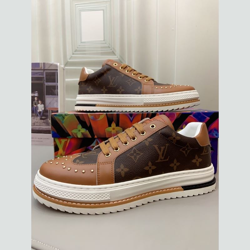 l**is V*t*n sneakers